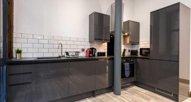 27 Stanley Street Aparthotel By Ustay Λίβερπουλ Εξωτερικό φωτογραφία